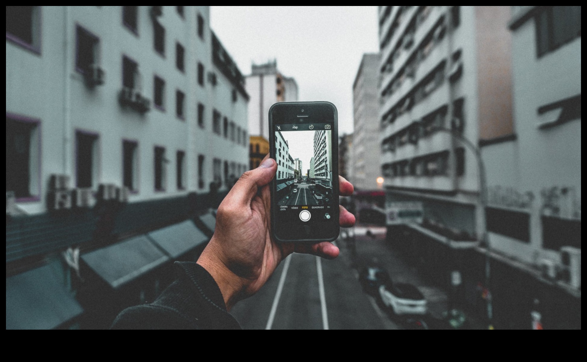Nākotnes ierāmēšana: vizuālu stāstu veidošana digitālajā fotogrāfijā