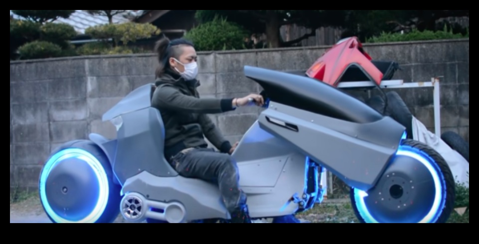 Motociklu šedevri: izsmalcināta meistarība aiz pielāgotiem velosipēdiem