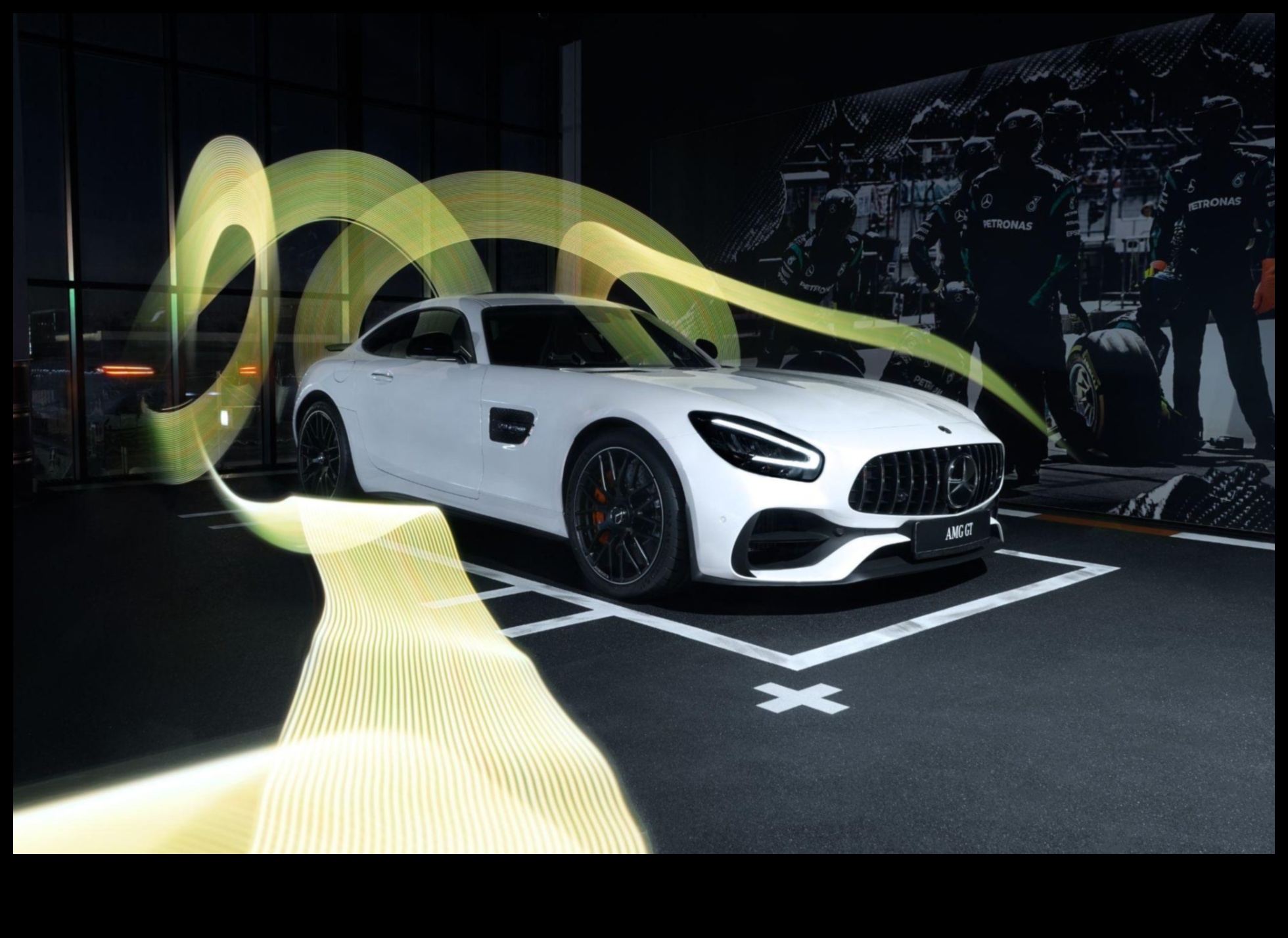 Prestiža atklāšana Ikonisku luksusa automašīnu zīmolu mantojums 5 Prestiža atklāšana: Ikonisku luksusa automašīnu zīmolu mantojums