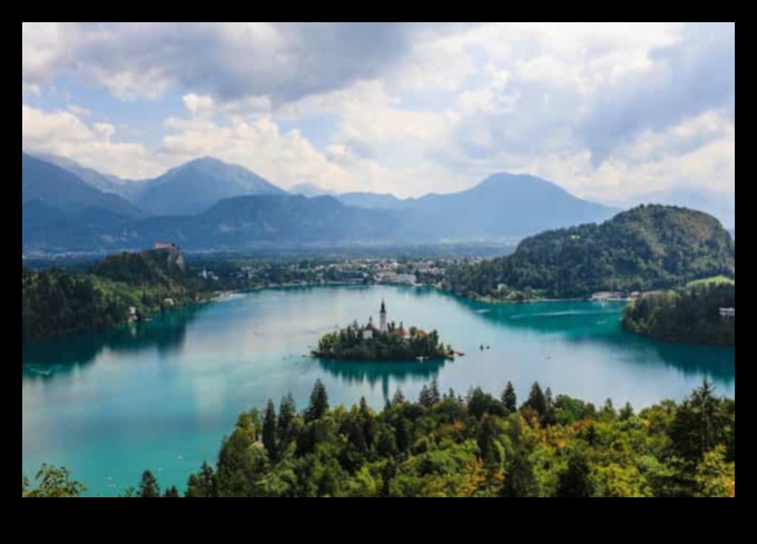 Green Getaways ieslēdziet elektrību un atklājiet pasauli 4 Green Getaways: videi draudzīgi ceļojumi ar elektriskajām automašīnām