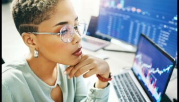 Metrics Maestro: Sociālo mediju analīzes mākslas apguve